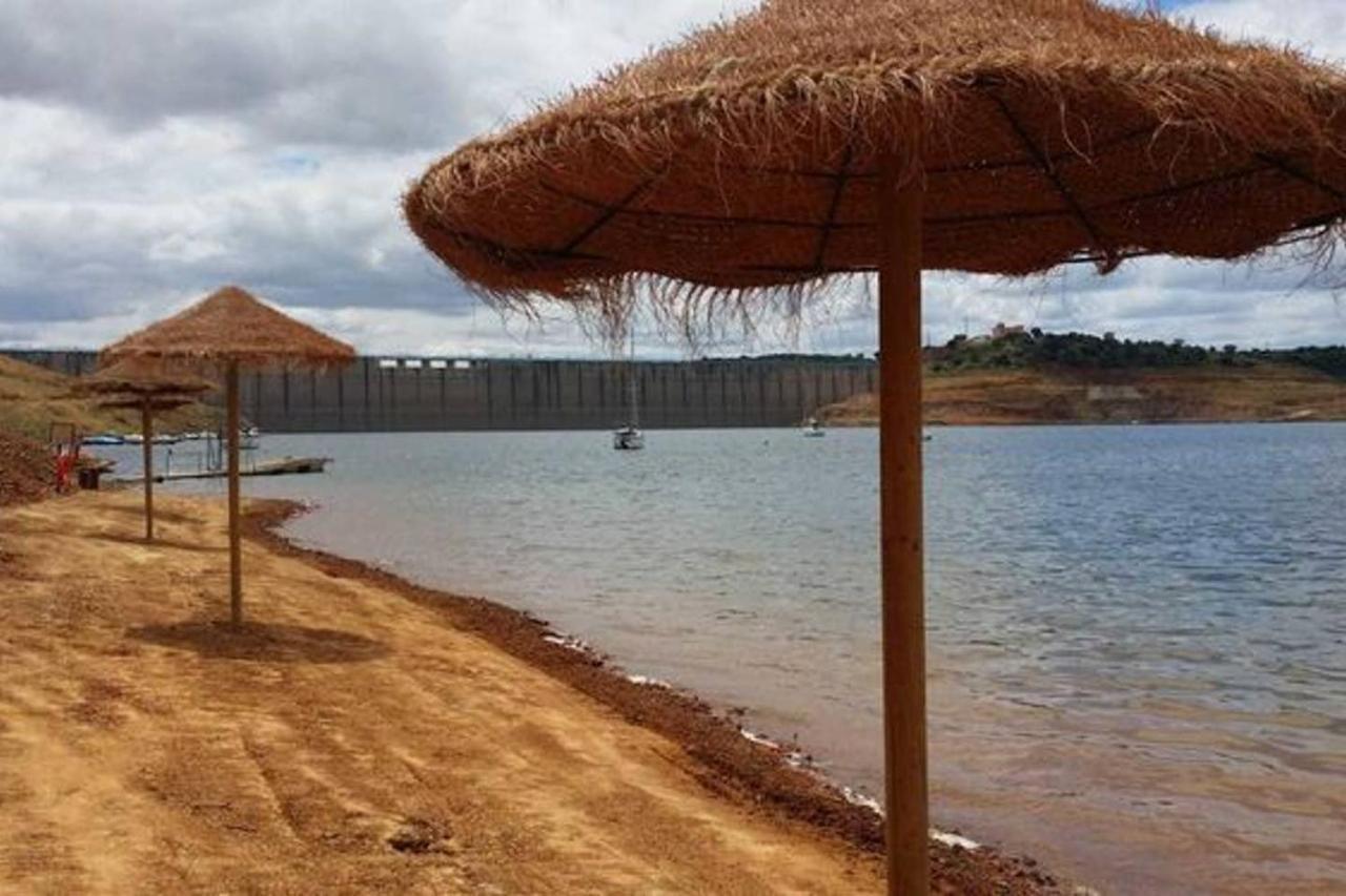 Bajo La Higuera Famorcas Almodóvar del Río Exterior foto